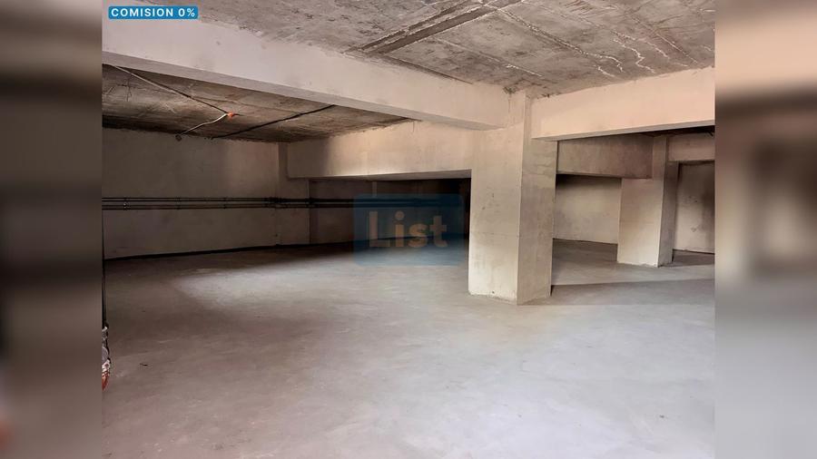 Spațiu comercial, în Dunărea