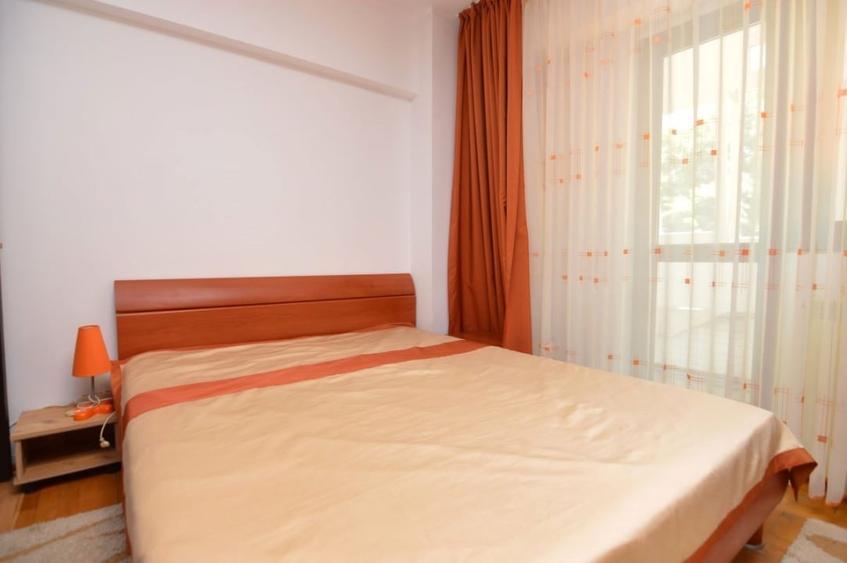 Apartament cu 2 camere decomandat, mobilat în Decebal