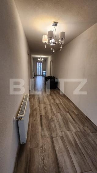 Casă individuală cu 10 camere cu Canalizare în Corunca
