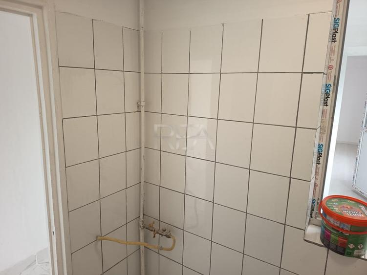 2 camere decomandat renovat Aleea Lamote?ti | Etaj 6/10 | S - 14