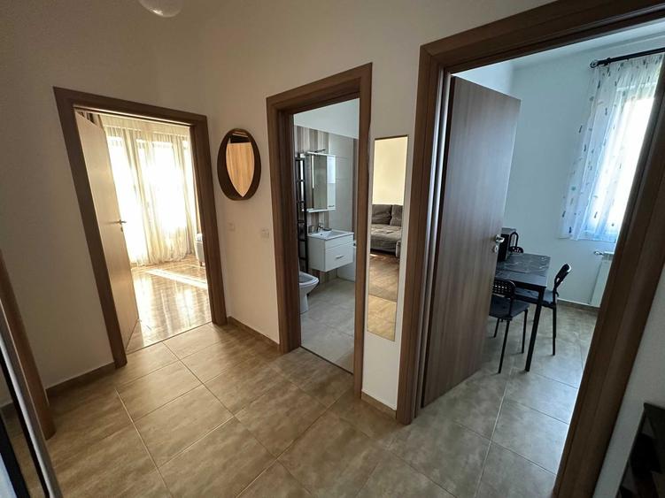 Apartament cu 2 camere decomandat în Fundeni