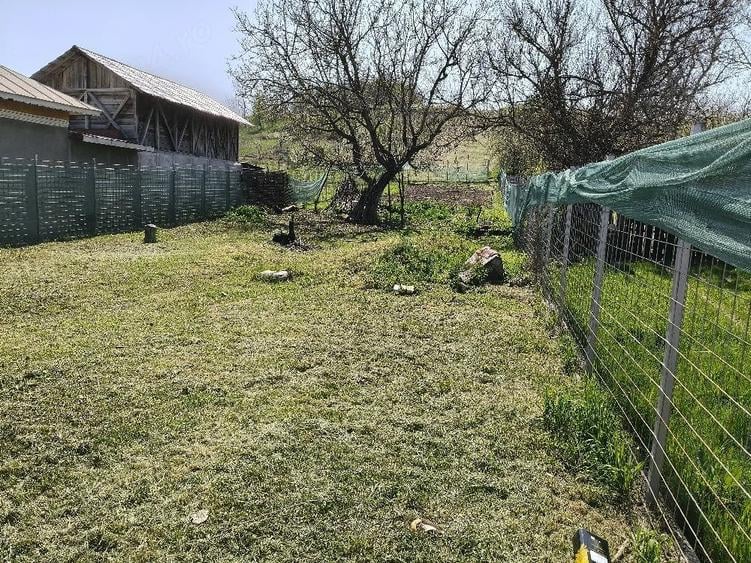 Teren de 2000 mp, în Gării