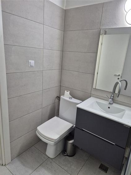 Apartament cu 3 camere semidecomandat în Muncii