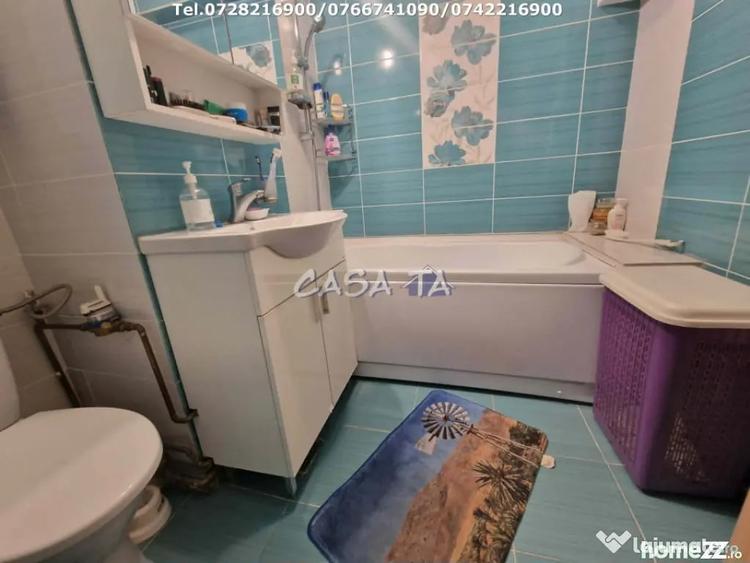 Apartament cu 4 camere decomandat în Central