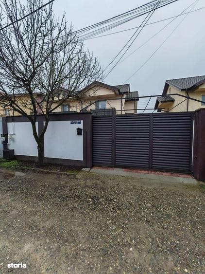 Casă cu 5 camere cu Teren 191 Mp în Central