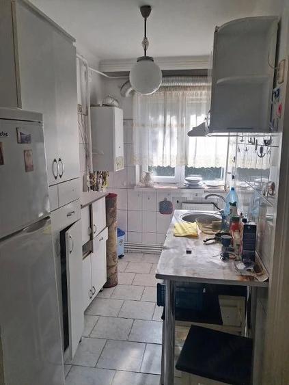Apartament cu 3 camere decomandat în Ultracentral