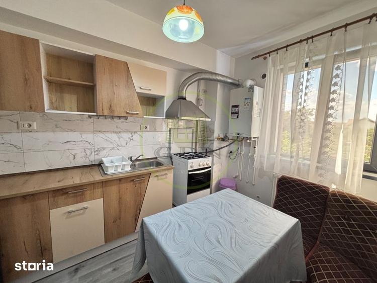Apartament cu 2 camere decomandat, mobilat în Romanești