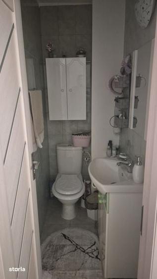 Apartament cu 3 camere în Rovine