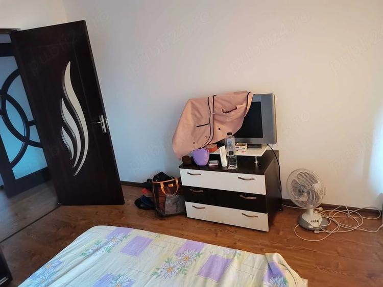 Apartament cu 3 camere decomandat în Șimian
