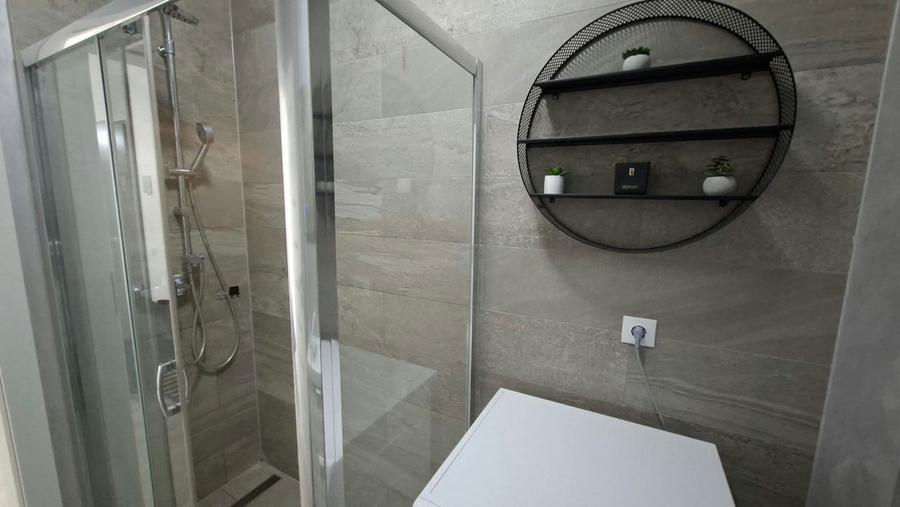 Apartament cu 2 camere decomandat în Tudor