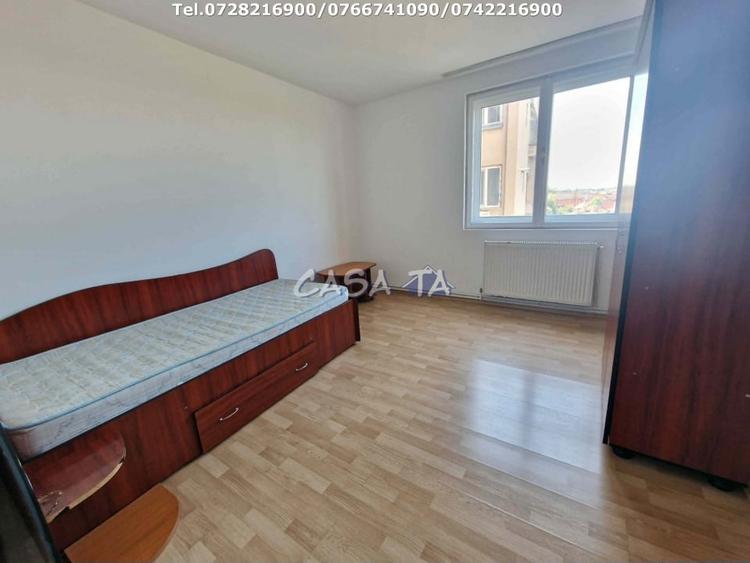 Apartament cu 3 camere decomandat în 1 Mai