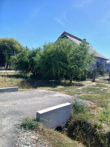 Casă cu 4 camere în Beregsău Mare