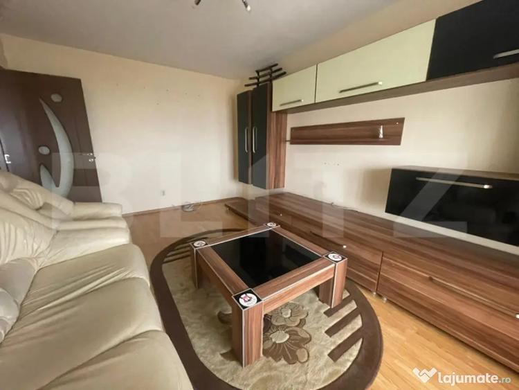 Apartament cu 3 camere decomandat în Nord
