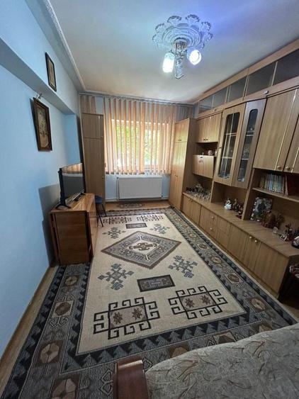 Apartament 4 camere micro 20 Galati - 6