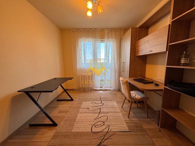 Apartament cu 4 camere decomandat în Mănăștur