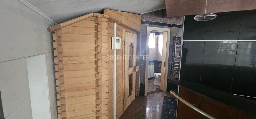 Casă cu 7 camere cu Canalizare în Balotești