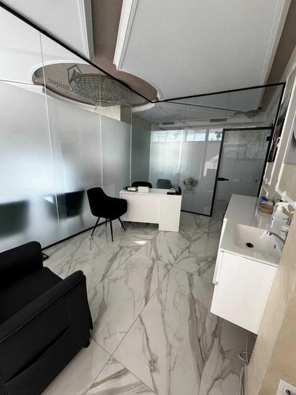 Spațiu comercial, de 35 mp, în Central