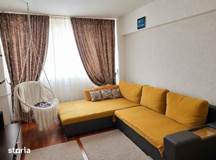 Apartament cu 3 camere decomandat în Găvana