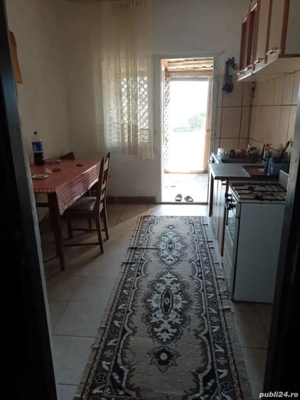 Apartament cu 3 camere în Gogoșu
