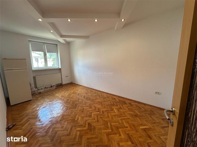 Apartament cu 3 camere semidecomandat în Luncă