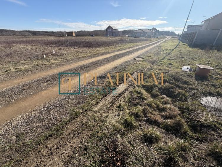 Teren Construcții intravilan de 631 mp, în Ghiroda