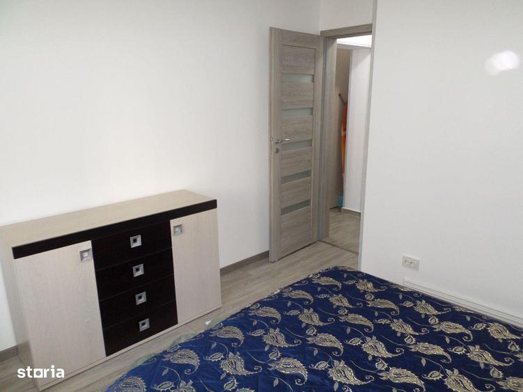 Apartament cu 3 camere decomandat în 9 Mai