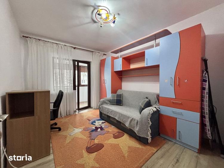 Apartament cu 3 camere, mobilat în Faleza Nord