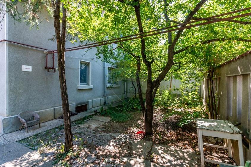 Casă individuală cu 5 camere cu Teren 373 Mp în Bucureștii Noi