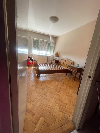 Apartament cu 2 camere decomandat în Dorobanți