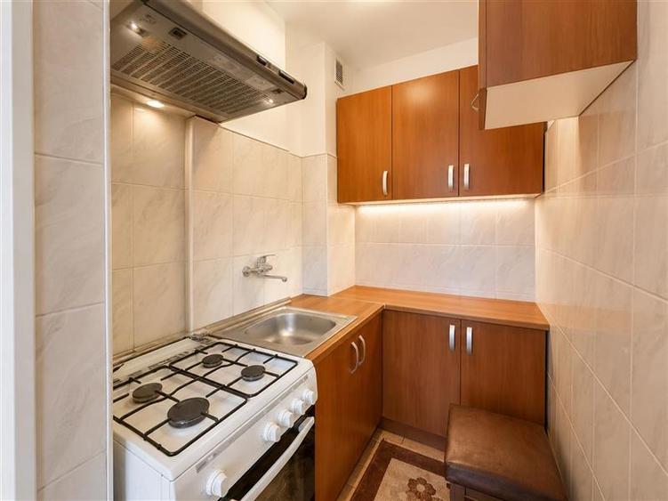 Apartament cu 2 camere nedecomandat, mobilat în Ady