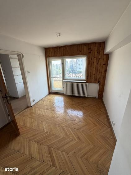 Apartament cu 5 camere în Unirii