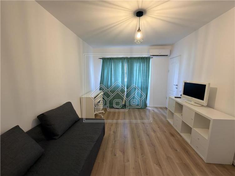 Garsoniera decomandata de inchiriat, renovata si mobilata modern - Valea Aurie, - 2