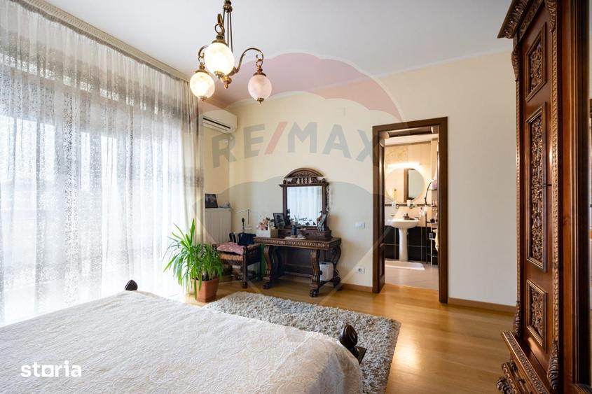 Casă cu Teren 1000 Mp în Dămăroaia