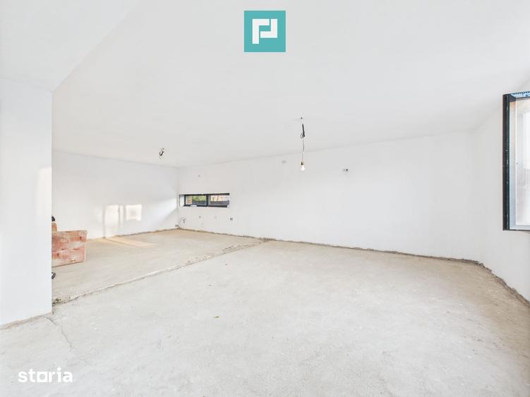Casă cu 3 camere decomandat cu Teren 1197 Mp în Central