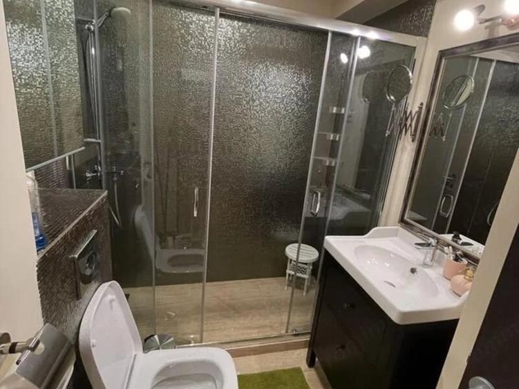 Garsonieră decomandată în Valea Oltului