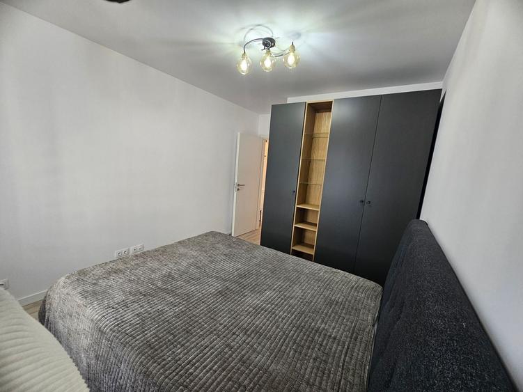 Apartament cu 2 camere decomandat în Băneasa
