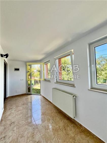 Casă individuală cu 3 camere cu Canalizare în Faraoani