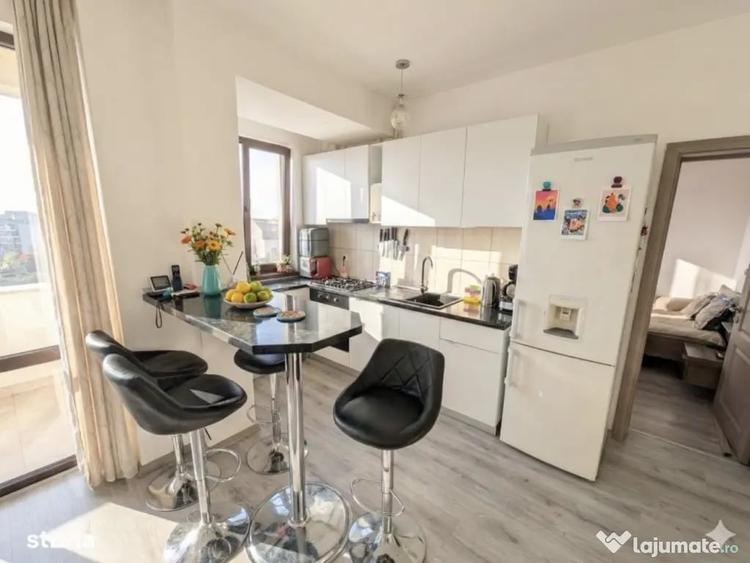 Apartament cu 2 camere decomandat în Central