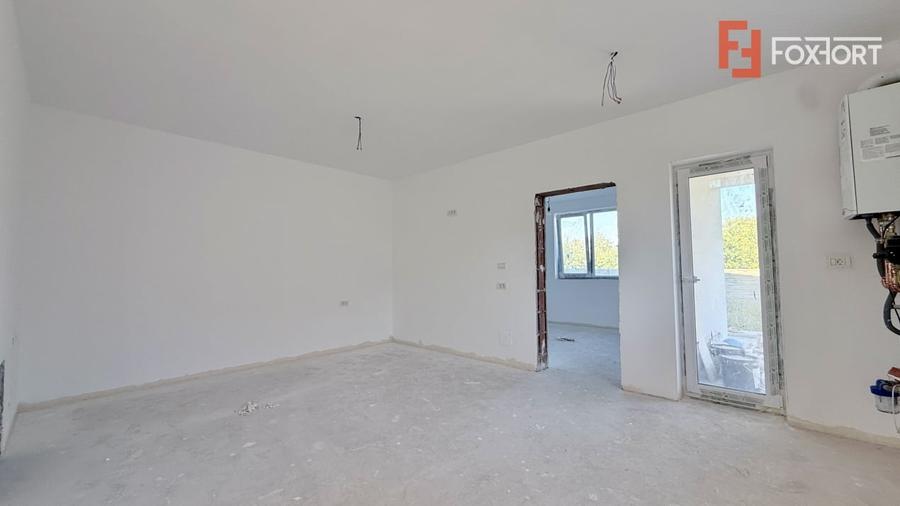 Duplex cu 3 camere cu Teren 250 Mp în Albina