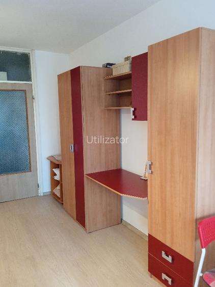 Proprietar vând garsonieră renovata, mobilata in Dr Taberei
