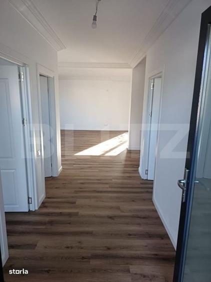 Casă cu 4 camere cu Teren 400 Mp în Valea