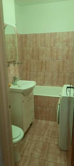 Garsonieră decomandată în Micălaca