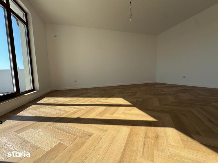 Casă cu 6 camere cu Teren 500 Mp în Clinceni
