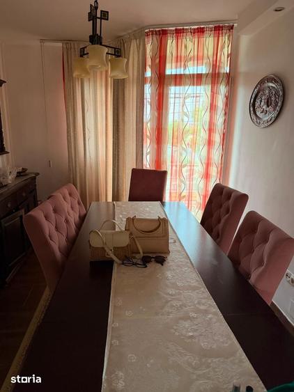 Casă cu 4 camere cu Teren 230 Mp în Oncea