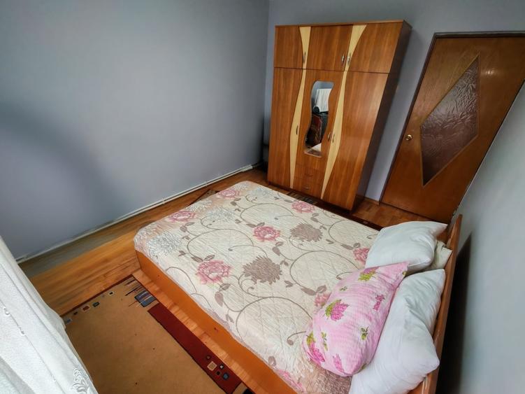 Apartament cu 3 camere decomandat, mobilat în Tomis III