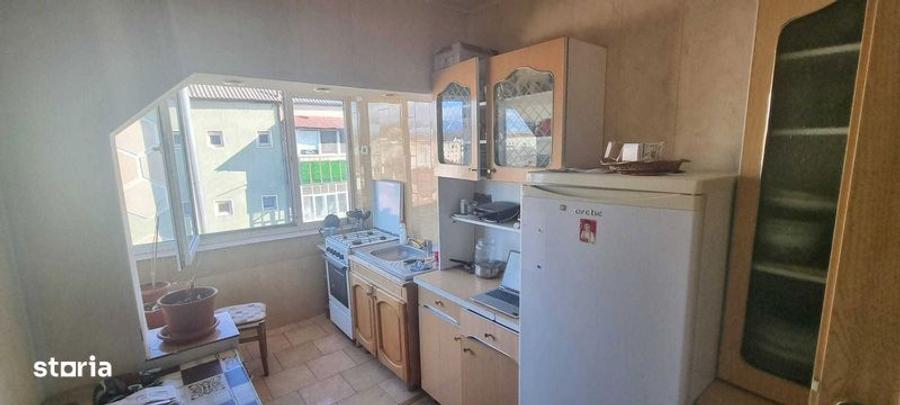 Apartament 2 camere-Stei - 2 balcoane - 3