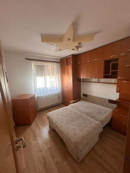 Inchiriez apartament 2 camere Zarnesti- Grui - 1