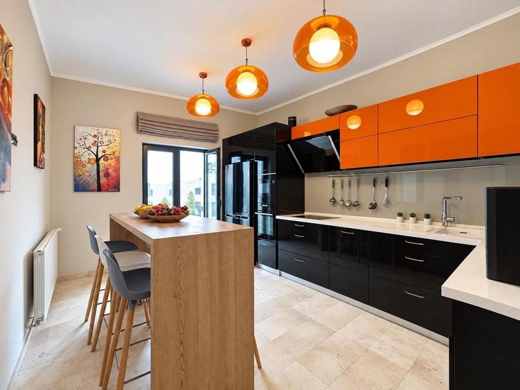 Penthouse cu 3 camere decomandat, mobilat în Parcul Carol
