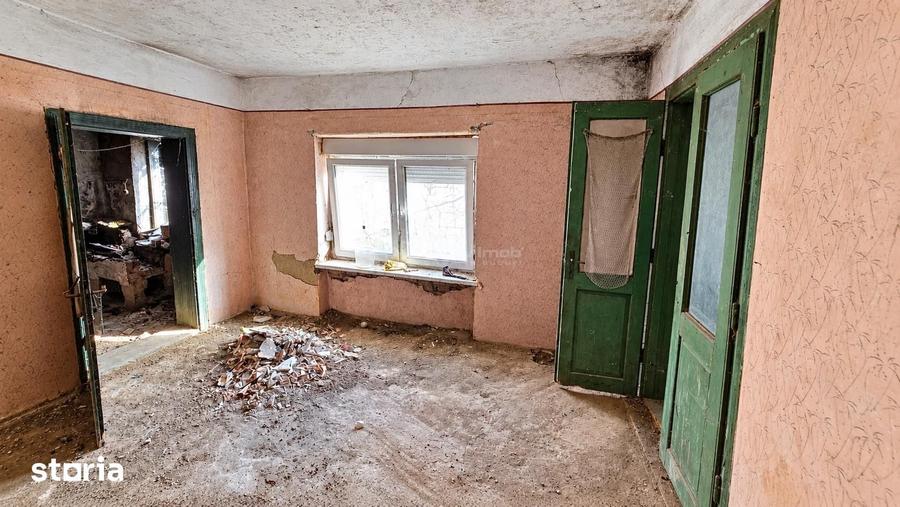 Casă cu 4 camere cu Teren 634 Mp în Forotic
