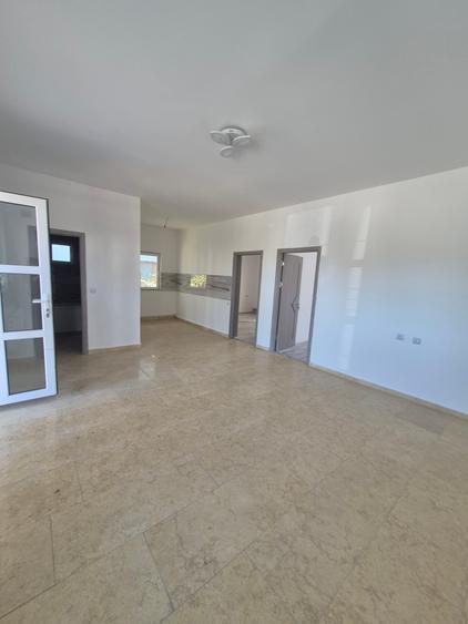 Casă individuală cu 4 camere cu Teren 200 Mp în Năvodari